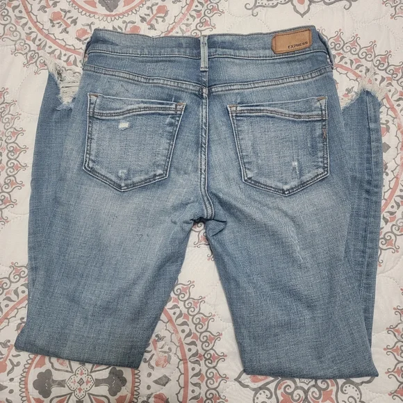 Express Stretch+ Performance Mid-Rise Ankle Legging Jeans - Picture 3 of 6